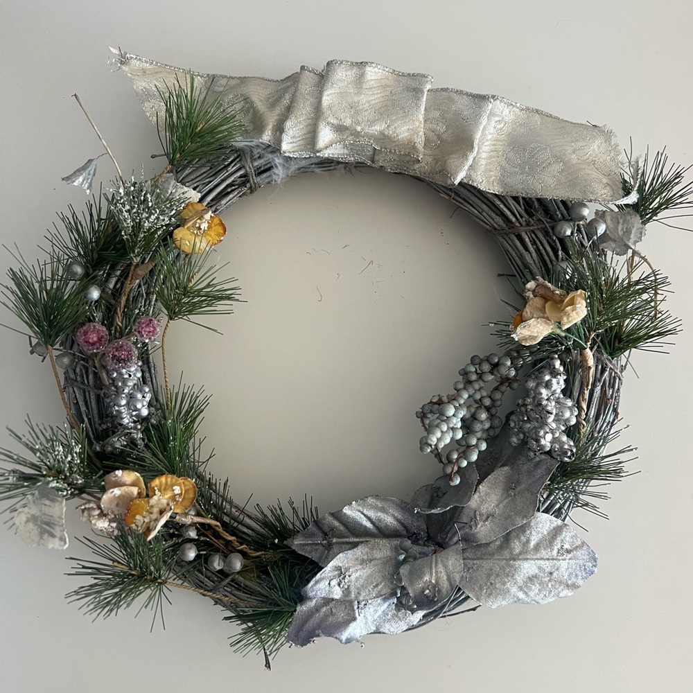 Crate and Barrel Holiday Wreath